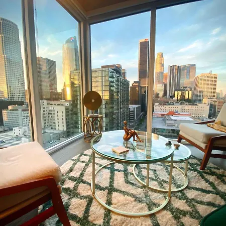 Sky Home 2B-2B High Rise Apartment, Downtown Los Angeles